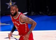db真人游戏官网-包含NBA球星转会传闻引发球迷热议的词条